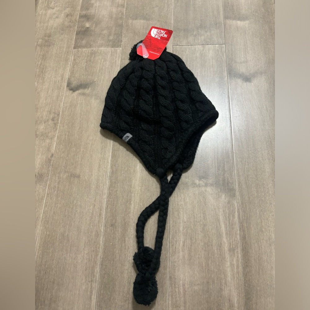 W Northface hat